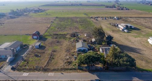 5407 Commons Rd, Turlock, CA 95380-9212