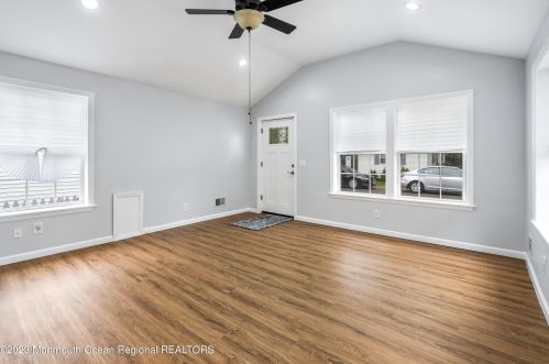 8 Neptune Pl, Middletown NJ  07748-5750 exterior