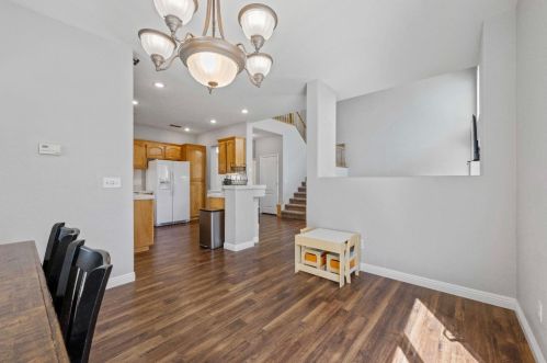 260 Marsalla Dr, Folsom CA  95630-7201 exterior