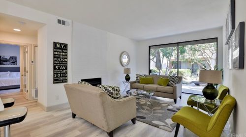 10561 Lakeside Dr, Garden Grove, CA 92840-5082
