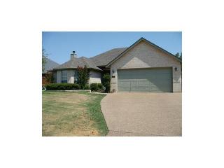 4816 Dogleg Dr, Fort Worth TX  76117-1591 exterior