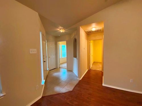 316 Wetzel, Uhland TX  78640-9209 exterior