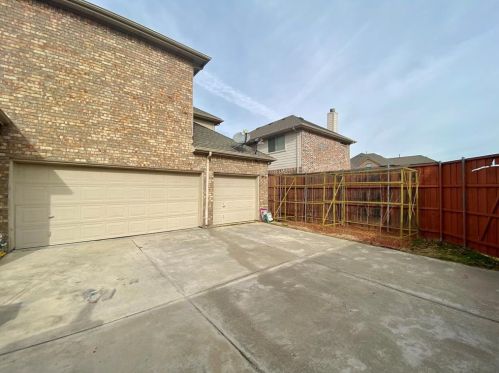 1700 Flowers Dr, Carrollton TX  75007-1471 exterior