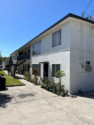 1134 Mayfair Ave, Anaheim CA  92801-2958 exterior
