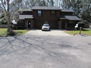 133 Hunt Club Ct, Savannah GA  31406-5138 exterior