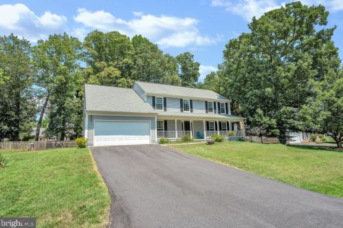 6109 Thayer St, Fredericksburg, VA 22407-8315