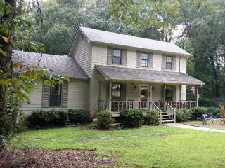 4613 Five Leaves Ct, Douglasville, GA 30135-1907