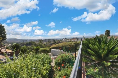 865 Swallow Way, Anaheim CA  92807-4430 exterior