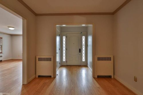 415 Ott St, Allentown PA  18104-6151 exterior