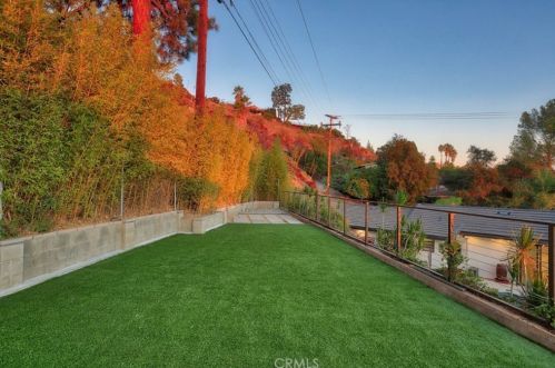 3001 Cloudcrest Rd, Glendale CA  91214-1304 exterior