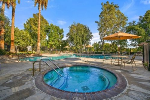176 Hollyglen Ln, San Dimas, CA 91773-1104