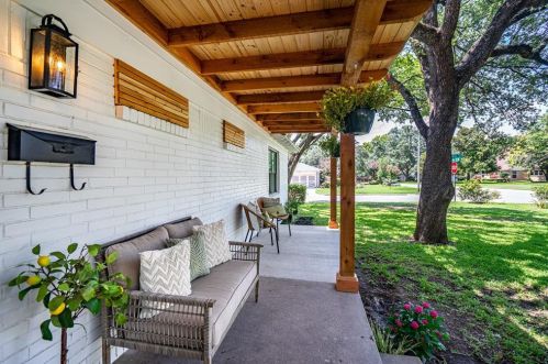 3909 Clayton Rd, Fort Worth TX  76116-7220 exterior