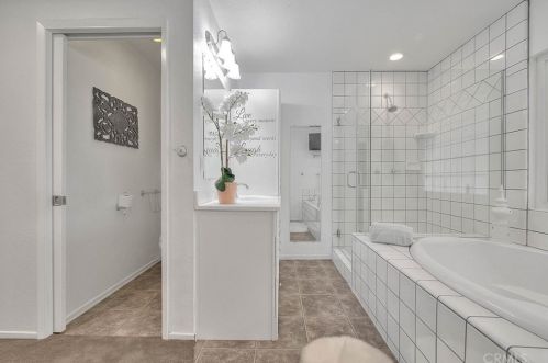 8582 Running Gait Ln, Riverside CA  92509-5106 exterior