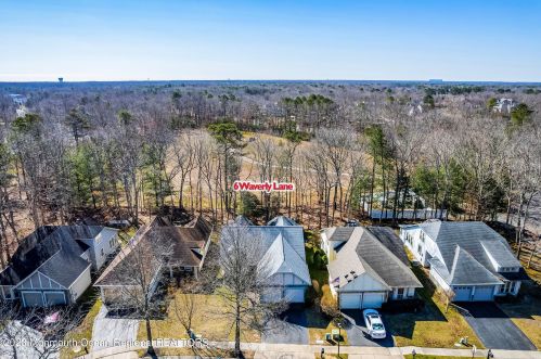 6 Waverly Ln, Jackson Twp, NJ 08527-3912