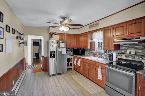 434 Moul Ave, Hanover PA  17331-1565 exterior