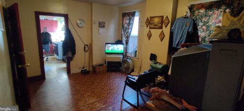 144 Kent St, Trenton NJ 08611-1018 exterior