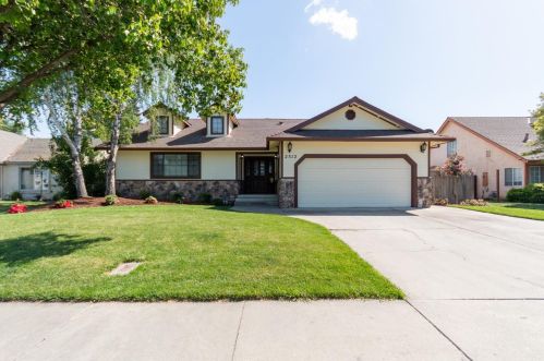 2312 Snyder Ave, Modesto, CA 95356-9541