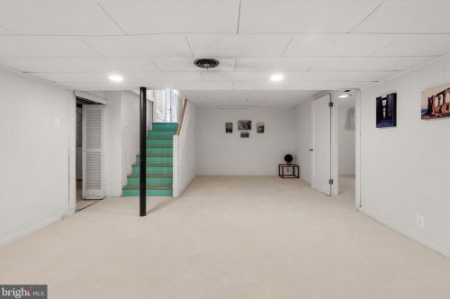 2202 Dennis Ave, Silver Spring MD  20902-4147 exterior