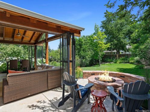 6940 Olive Way, Englewood CO 80112-1124 exterior