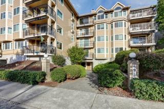 11012 Occidental Ave, Seattle, WA 98168-1404