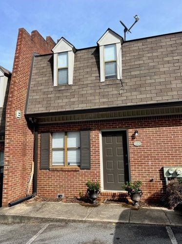 5043 Top Cat Ct, Buford GA  30518-6723 exterior