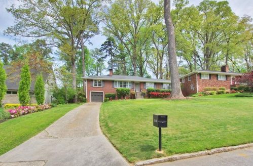 1146 Beech Haven Rd, Atlanta, GA 30324-3804