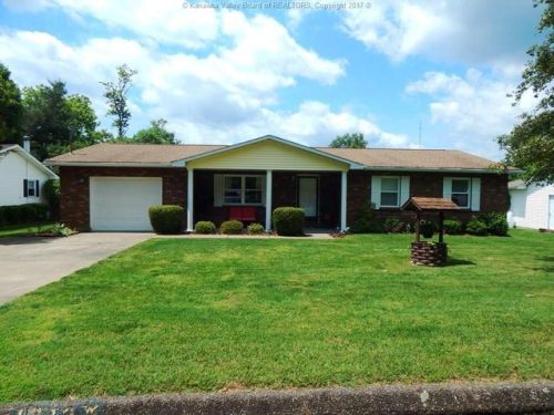 1212 Woodcrest Dr, Sherman, WV 26164-1041