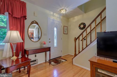 1026 Monticello Ln, Lancaster PA  17603-9407 exterior