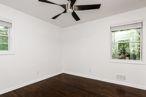 180 Lydia Dr, Atlanta GA  30315-8416 exterior