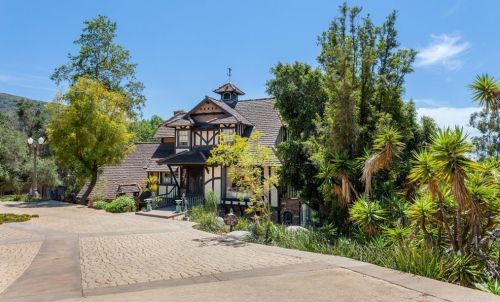 1735 Elevado Rd, Vista, CA 92084-2804