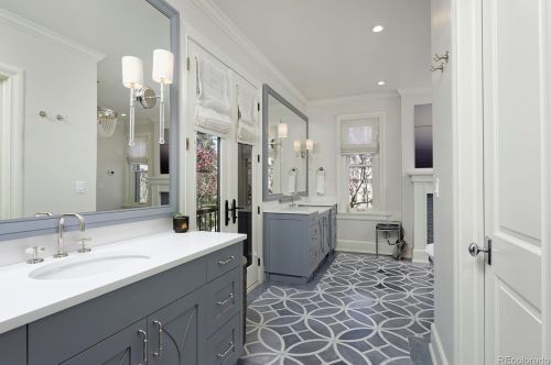 875 Race St, Denver CO 80206-1114 exterior