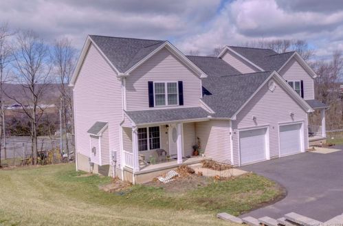 30 Cortland Way, Southington, CT 06489-2460