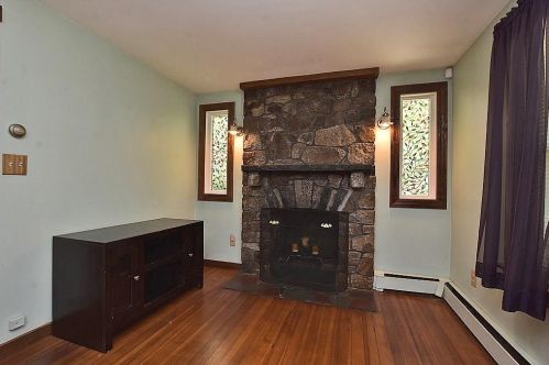 20 Autumn Dr, Providence, RI 02919-2904