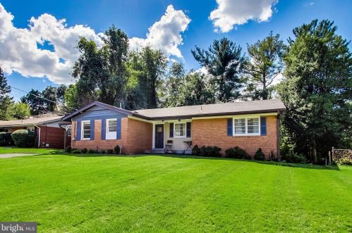 705 Burnt Mills Ct, Silver Spring MD  20901-1437 exterior