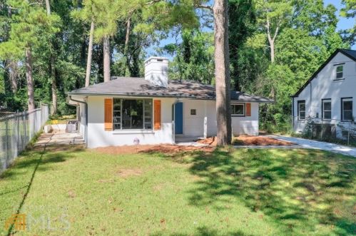 635 Kennolia Dr, Atlanta, GA 30310-2327