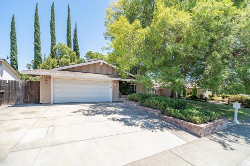 8170 Canyon Oak Dr, Citrus Heights, CA 95610-0644