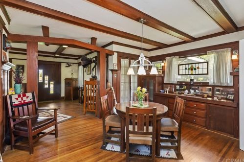 6268 Palm Ave, Riverside CA  92506-2021 exterior