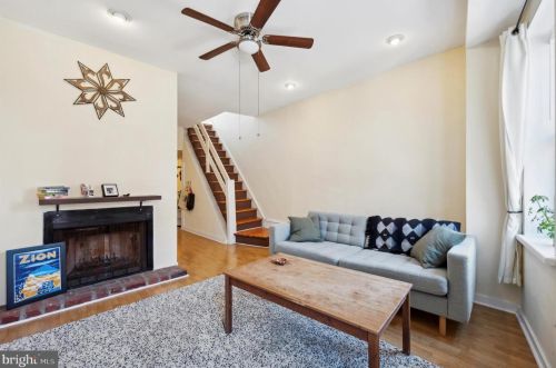 1419 4 St, Philadelphia PA 19147-0059 exterior