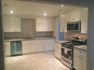 1118 Stratford Rd, Charleston, SC 29410-2622