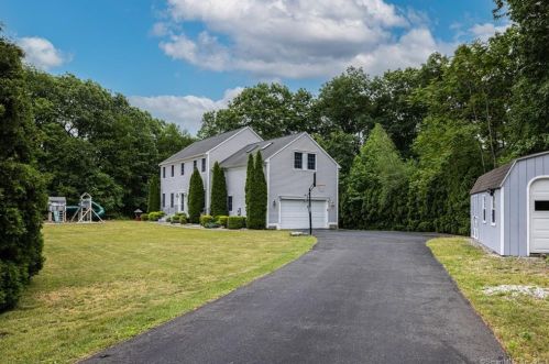 890 Neipsic Rd, Glastonbury, CT 06033-2504