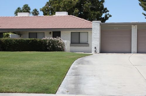 2234 Sunshine Cir, Palm Springs, CA 92264-8256
