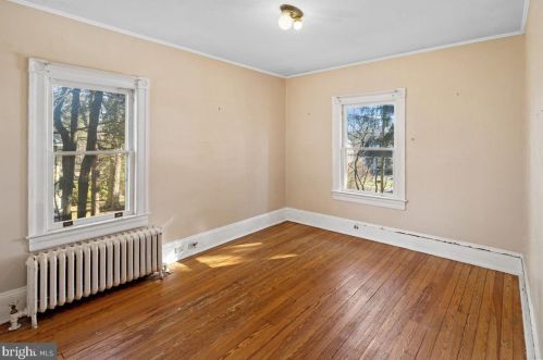 1601 Lawrence Rd, Trenton NJ 08648 exterior