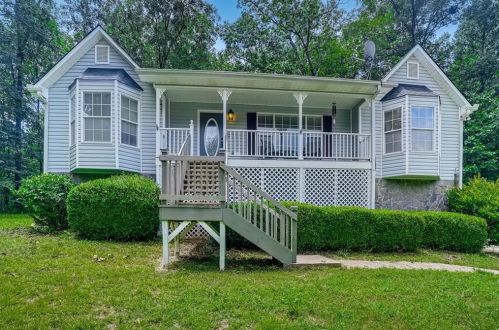 121 Buren Way, Temple, GA 30179-3572