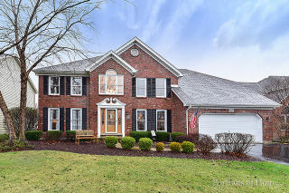 2707 Gleneagles Ct, Naperville, IL 60565-5384
