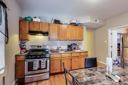 4236 Champlain Ave, Chicago IL  60653-2924 exterior