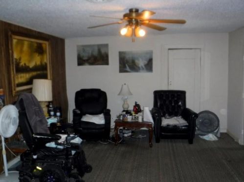 220 San Angelo Ave, Fort Worth, TX 76126-2529