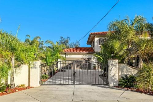 28825 Via Piedra, Valley Center, CA 92082-4044
