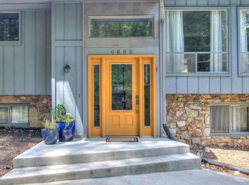 4693 Rivercliff Dr, Lilburn GA  30047-4736 exterior