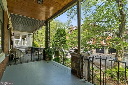 5040 Larchwood Ave, Philadelphia, PA 19143-1625