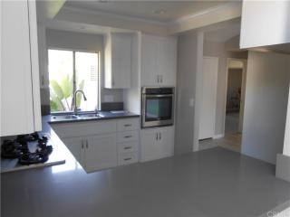 18445 Gina Ln, Huntington Beach CA  92646-1608 exterior